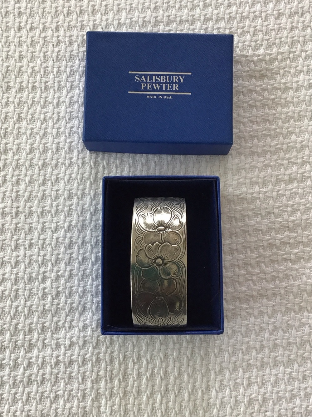 NWT Salisbury Pewter July Classic Flower of the Month Bracelet Cuff